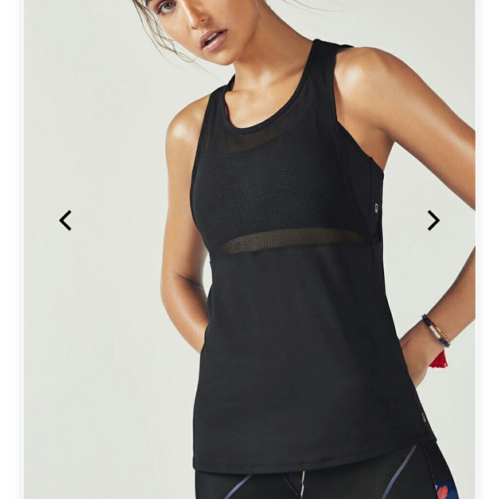 Fabletics Tank Bundle - Picture 4 of 6